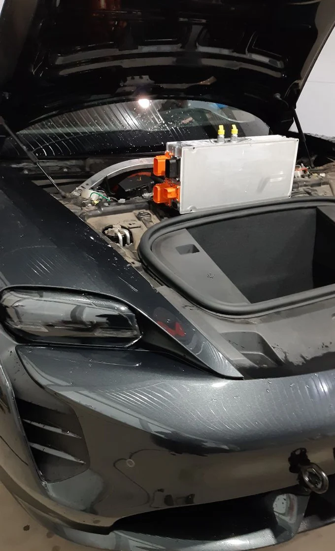 Распространенные неисправности Porsche Taycan. 1.